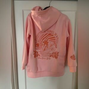 palm puff hoodie embroidered design. Everything comes in n waves.   Size small